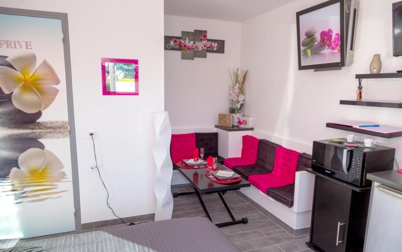 Appartement Elegant Avec Piscine Privee A Plan D'Aups Sainte Baume 55 M² ภายนอก รูปภาพ